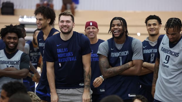 The Dallas Mavericks had a fun time interacting with kids during their Social Impact Event in Abu Dhabi.